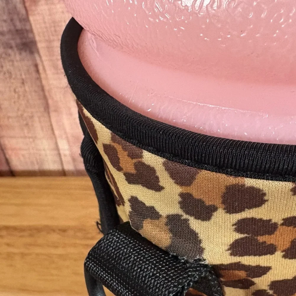 HydroJug‎ Leopard Print And Pink Water Bottle